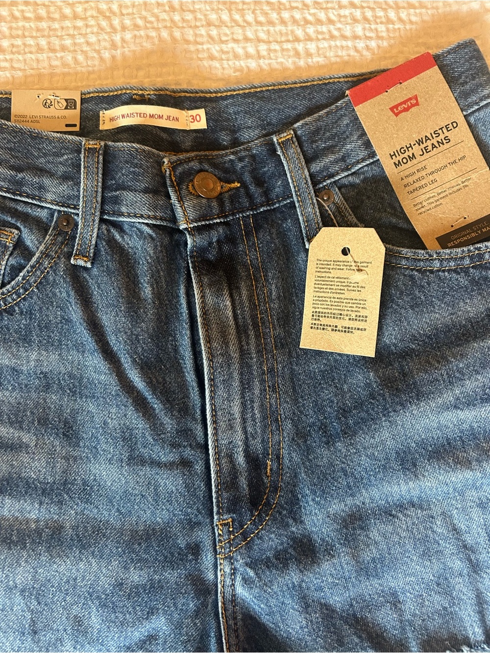 Levi's Women’s Distressed Dark Blue Relaxed High Wasited Jeans - Picture 2 of 5